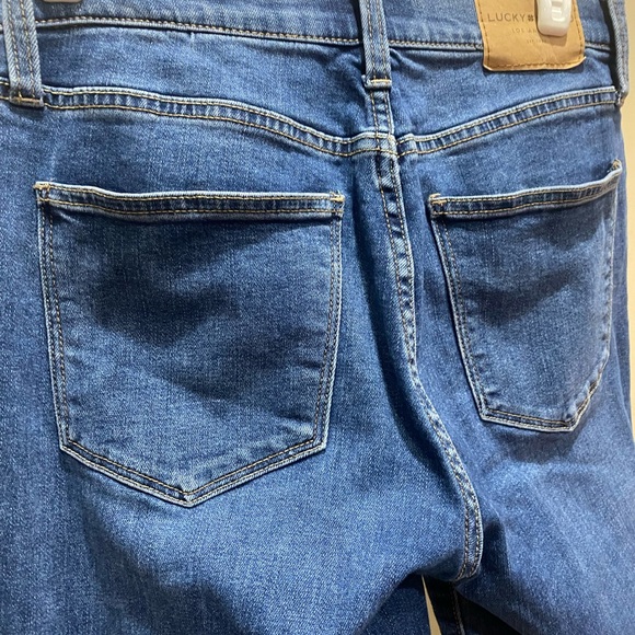 Lucky Brand Women’s Dark Blue Distressed Skinny Jeans – Size 8 / 28 - Picture 5 of 9